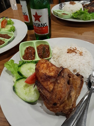 観光業従事のバリ人たち・バリ島ブルーパラダイスダイビング